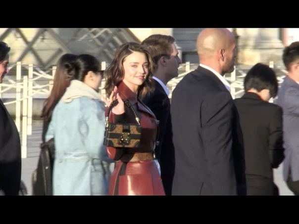 Jennifer Connelly, Miranda Kerr, Taylor Hill and more arriving at the Vuitton Diner in