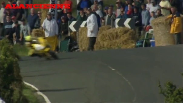 course de moto la plus dangereuses au monde video hd hq tourist trophy