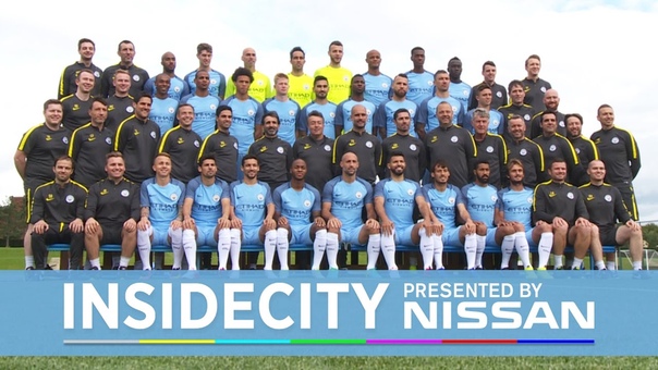 TEAM PHOTO SHOOT TORRENTIAL RAIN, Inside City