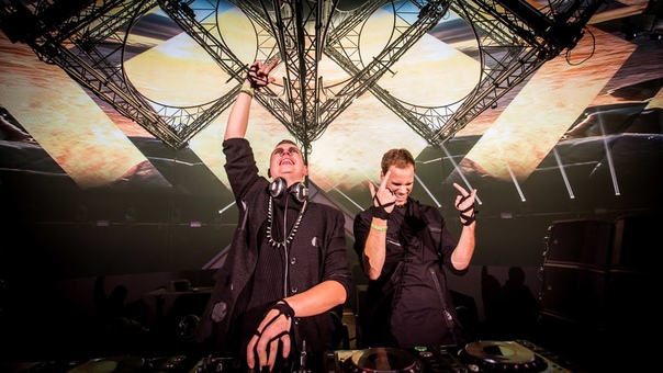Qlimax 2015, Bass