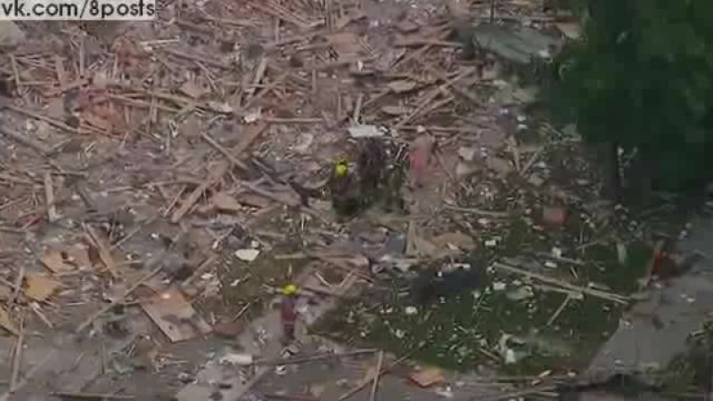 Последствия взрыва в частном доме, Канада, Explosion destroys home in