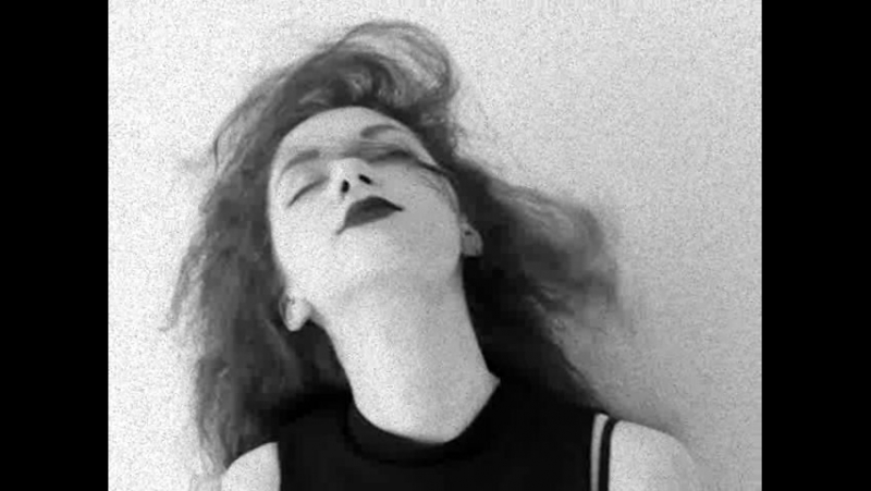 Avant Garde Her
