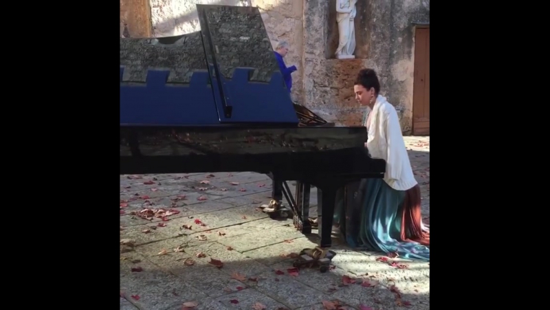 AMY LEE Speak To Me ( Behind The Scenes