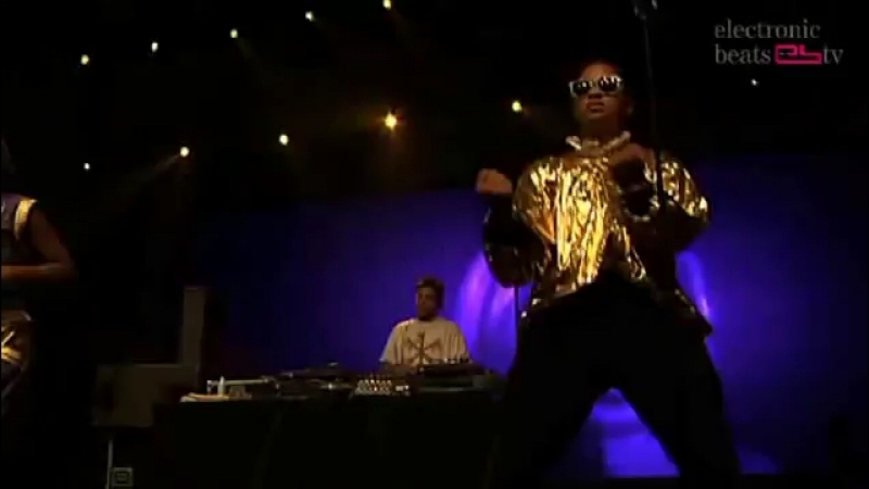 Santigold Shove It ( Electronic Beats Live,