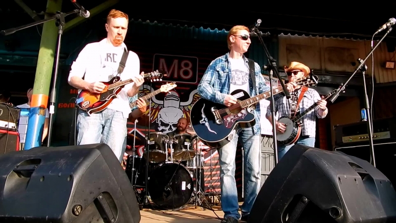 Dick Johnson, s Band ДР Мотоклуба