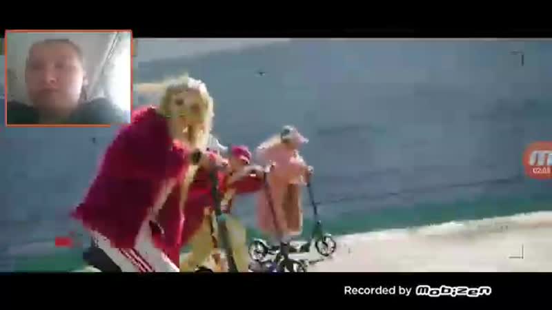 Реакция на клип DETKI-Shake It