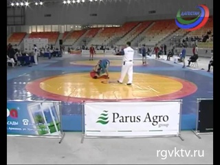 Рустам Заболотный выиграл серебро на первенстве России по самбо