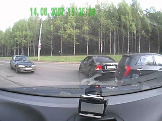 Момент ДТП на ул. Ракетная (Ижевск)