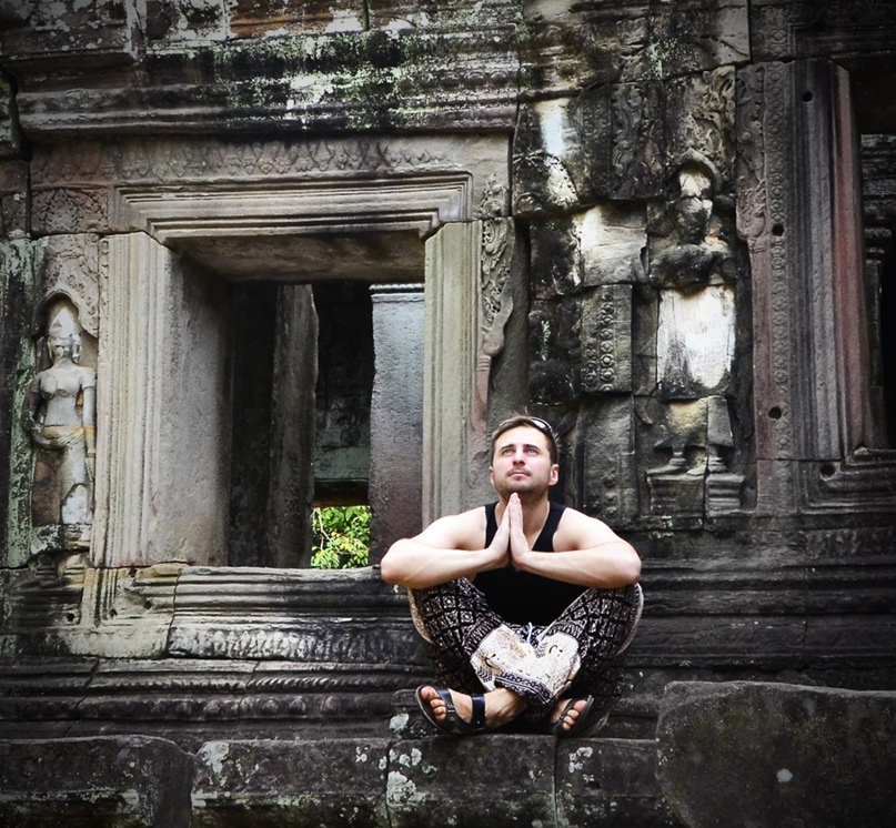 Антон Смольянинов |