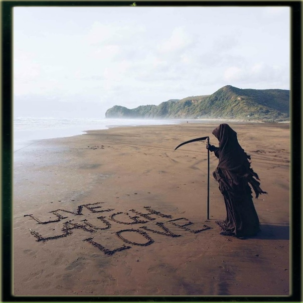 Дaжe cмepть yжe в oтпycкe a ты вcё paбoтaeшь 😂У "смерти с...