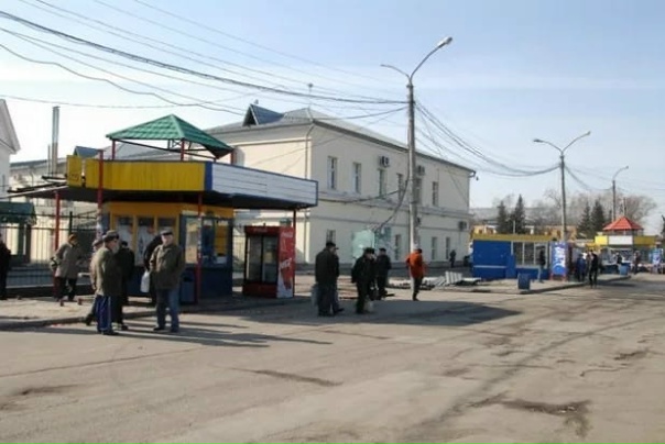 Отзыв о Площадь Спартака (Россия, Барнаул) Историческое место или транспортная р