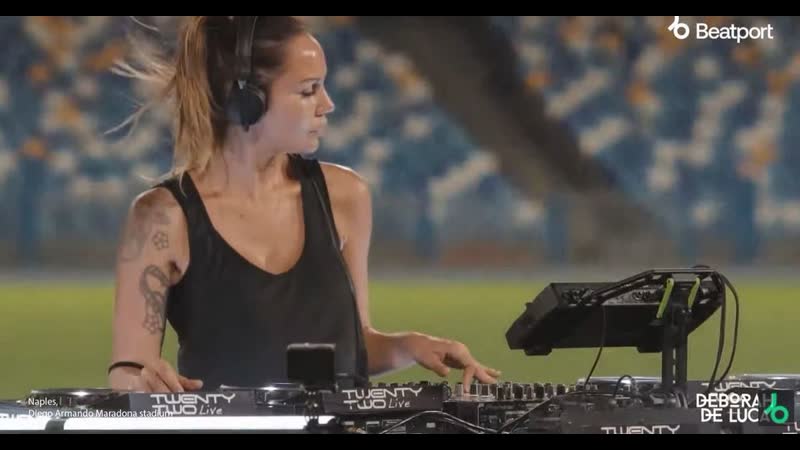 Deborah de Luca Live Diego Armando Maradona
