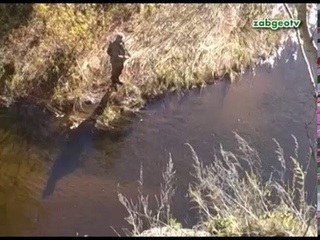 Ловля ленка на видеокамеру. (Видеоклип).