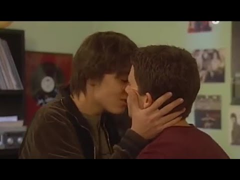 Max Enric Story 70 16th gay kiss Enric wants to