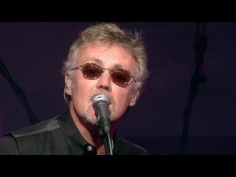 Roger Taylor Pressure On Live at the Cyberbarn Revisited